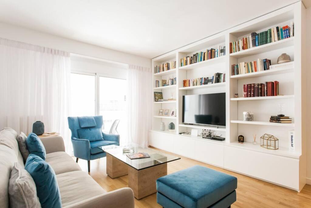 Luxury 2 Bedroom 2 Bathroom Flat In Kolonaki ! Apartment *