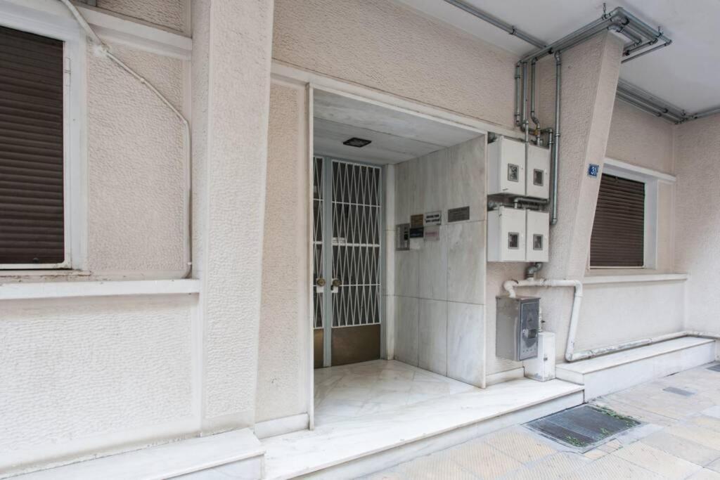 Luxury 2 Bedroom 2 Bathroom Flat In Kolonaki ! Apartment