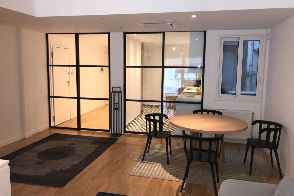 Apartment Luxury 2 Bedroom 2 Bathroom Flat In Kolonaki ! *