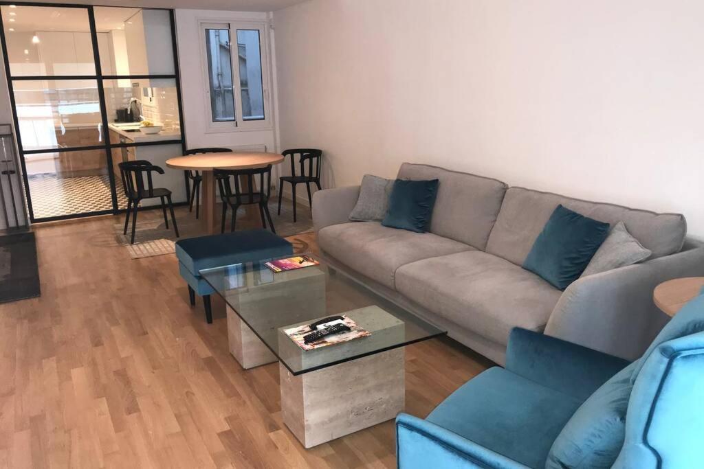 Luxury 2 Bedroom 2 Bathroom Flat In Kolonaki ! Athens